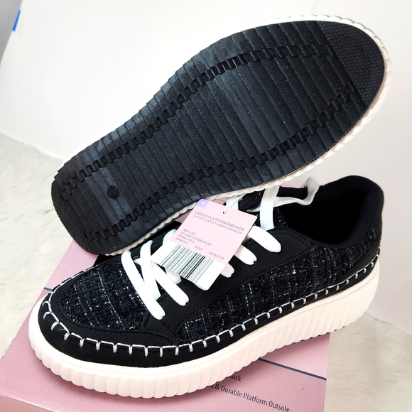 Serra Ladies Platform Sneakers, Size 9, NWT in Original Retail box - Picture 8 of 17